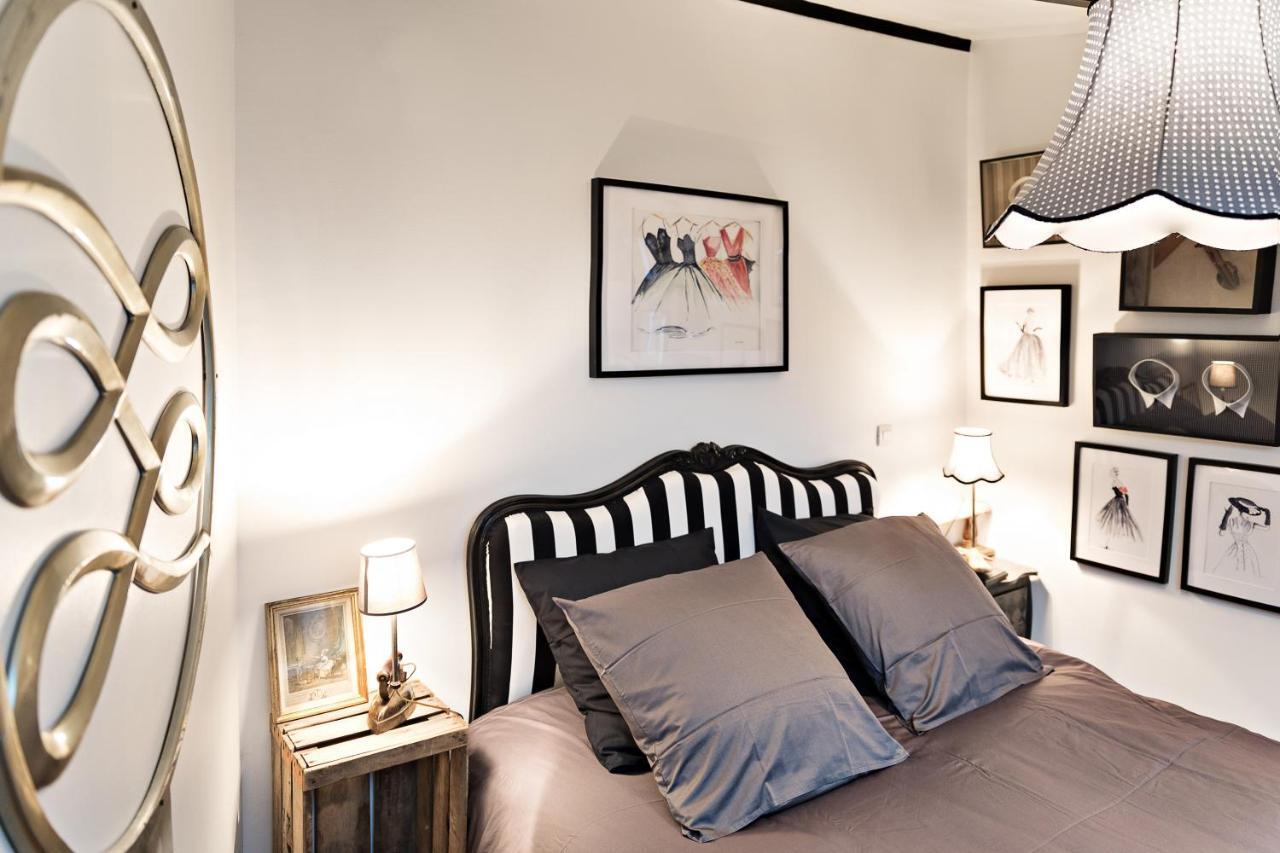 Les Petites Suites Dieppoises - L'Atelier Couture Dieppe Exterior photo